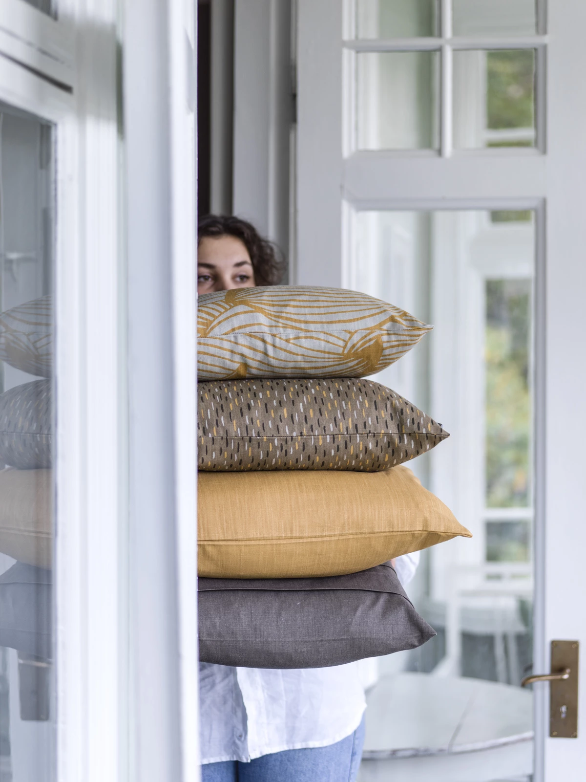 Spira of Sweden Honey Yellow Cushion Cover 4 Spira of Sweden Honey Yellow Cushion Cover