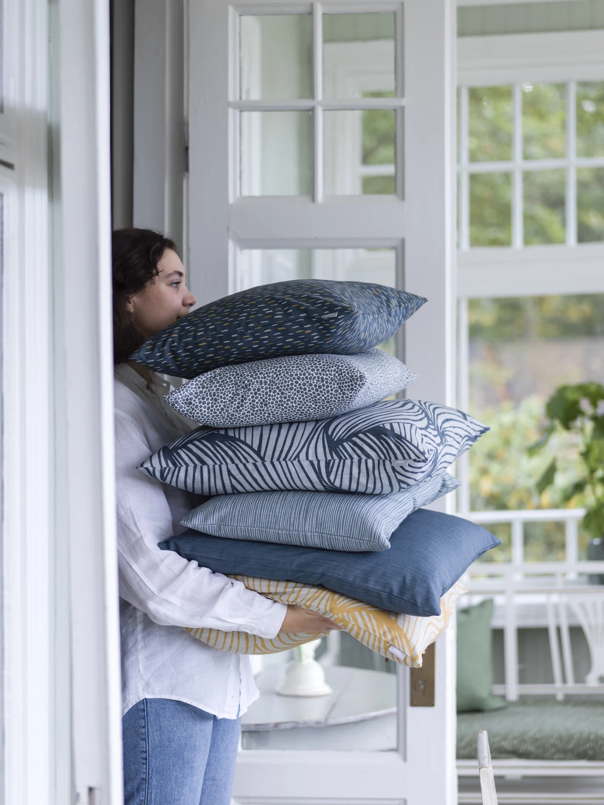 Spira of Sweden Blue Art Cushion Cover 4 Spira of Sweden Blue Art Cushion Cover