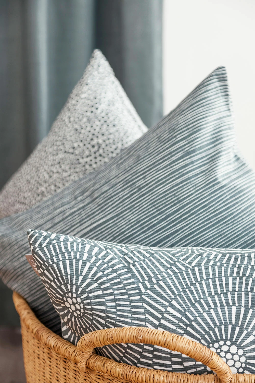 Spira of Sweden Smoke Blue Cotton Line Pillowcase 5 Spira of Sweden Smoke Blue Cotton Line Pillowcase